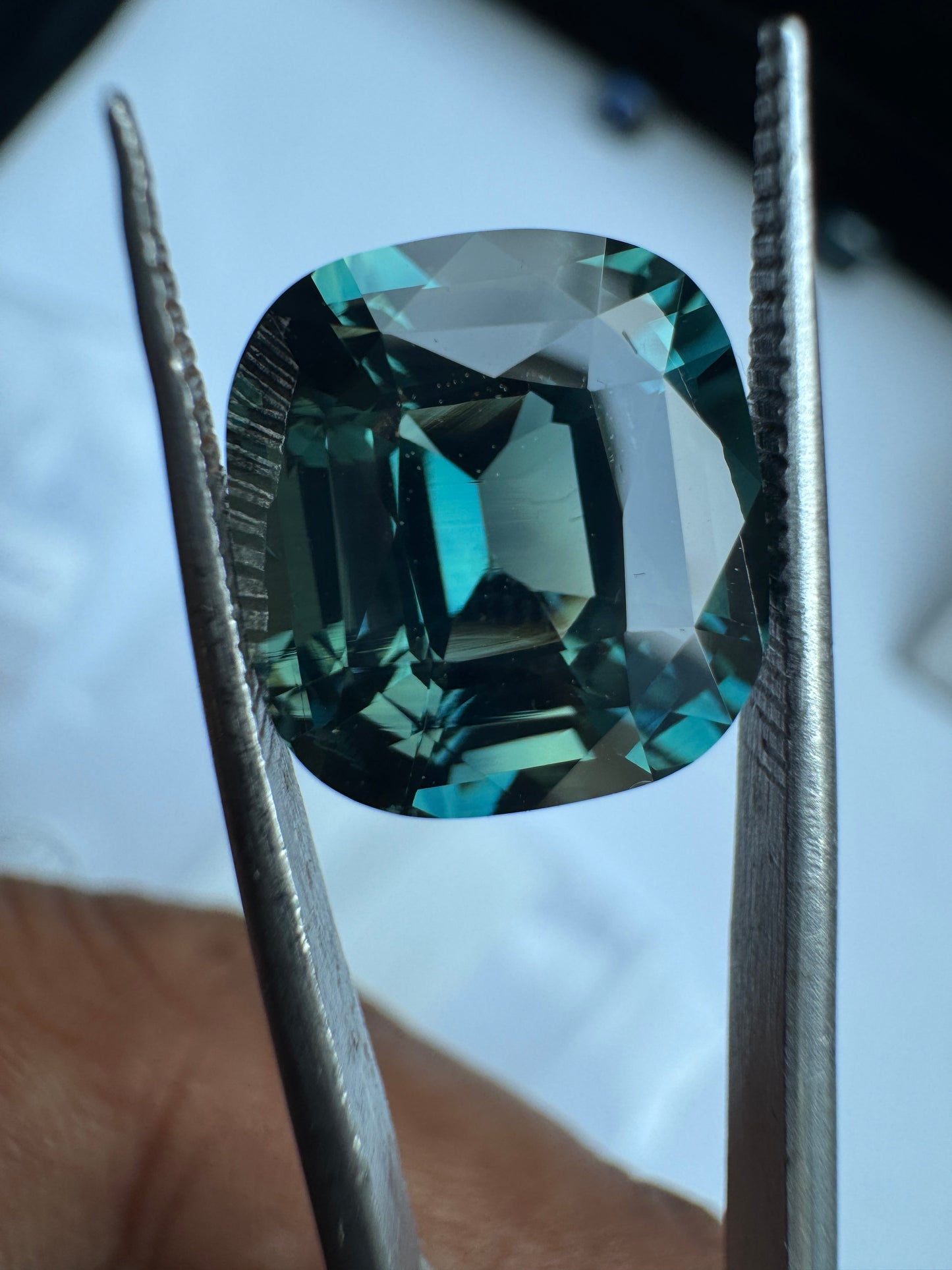 Natural Teal sapphire 7.10 CT